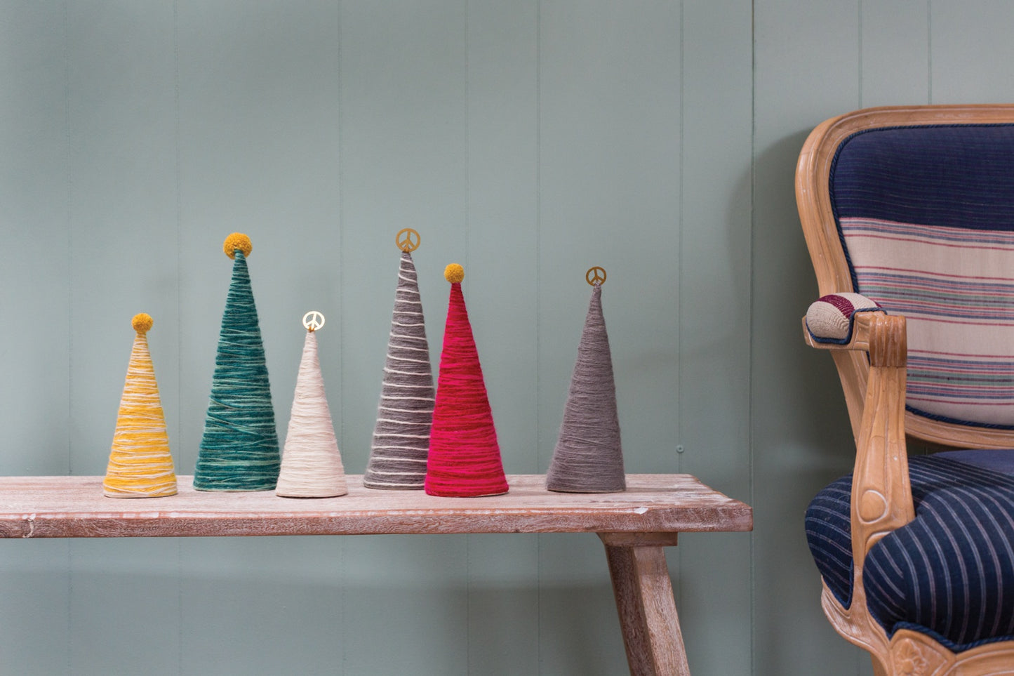 Peace Topper Tree