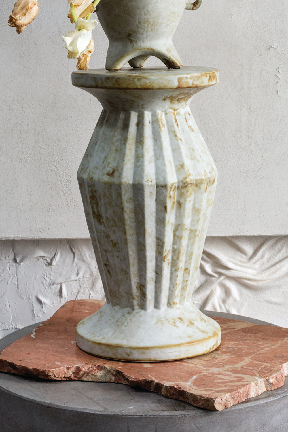 Pisa Pedestal
