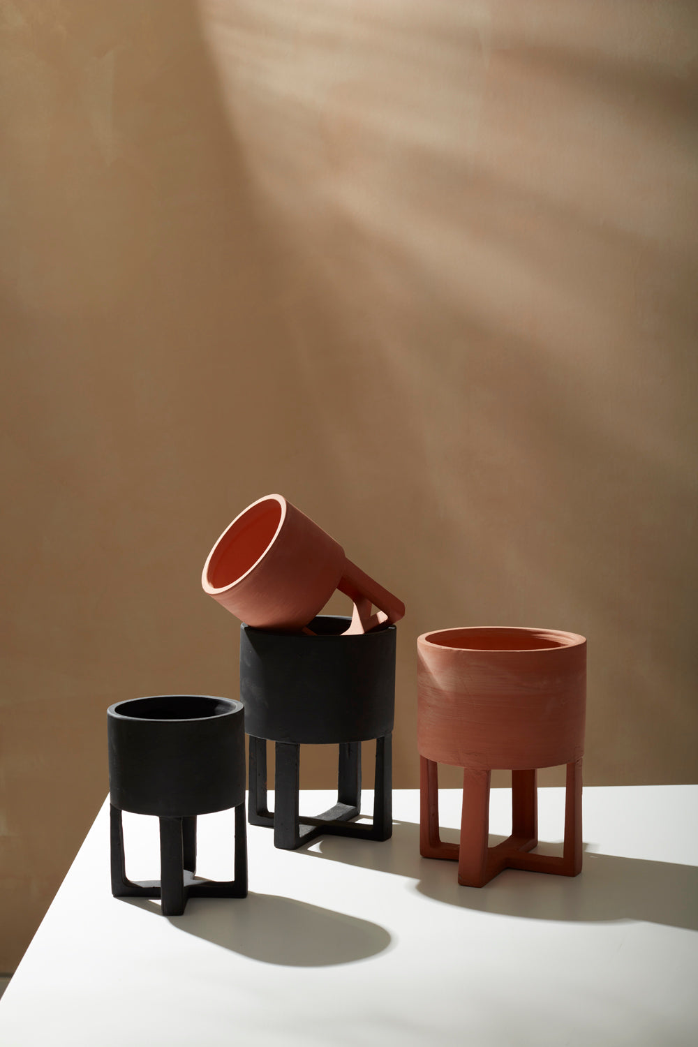 Santurce Footed Pot