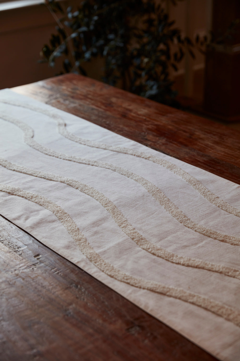 Solna Table Runner