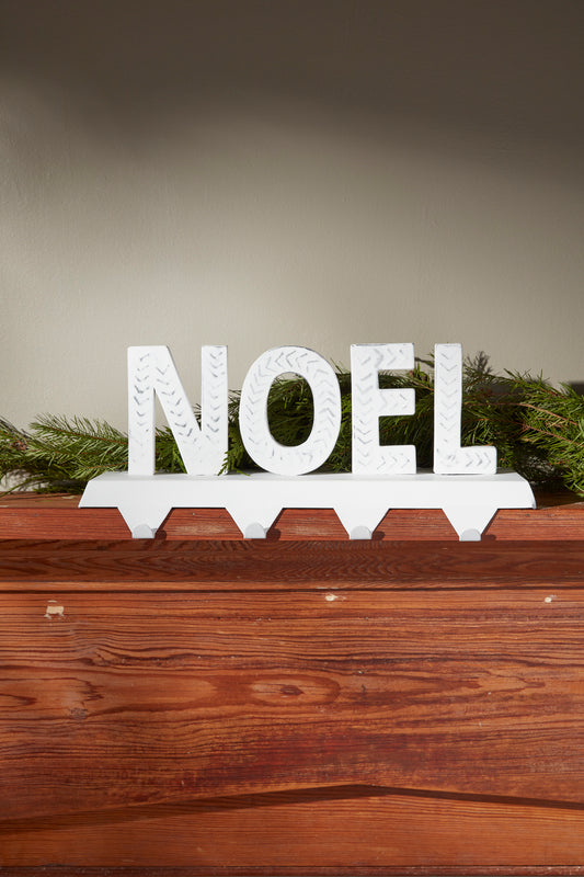 Noel Hanger
