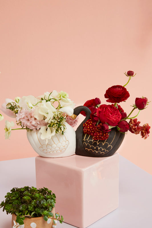 Love Birds Pot