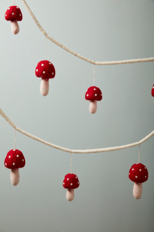Nita Mushroom Garland