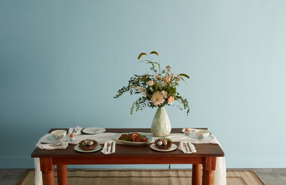 Scamper Vase