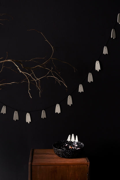 Spooky Ghost Garland