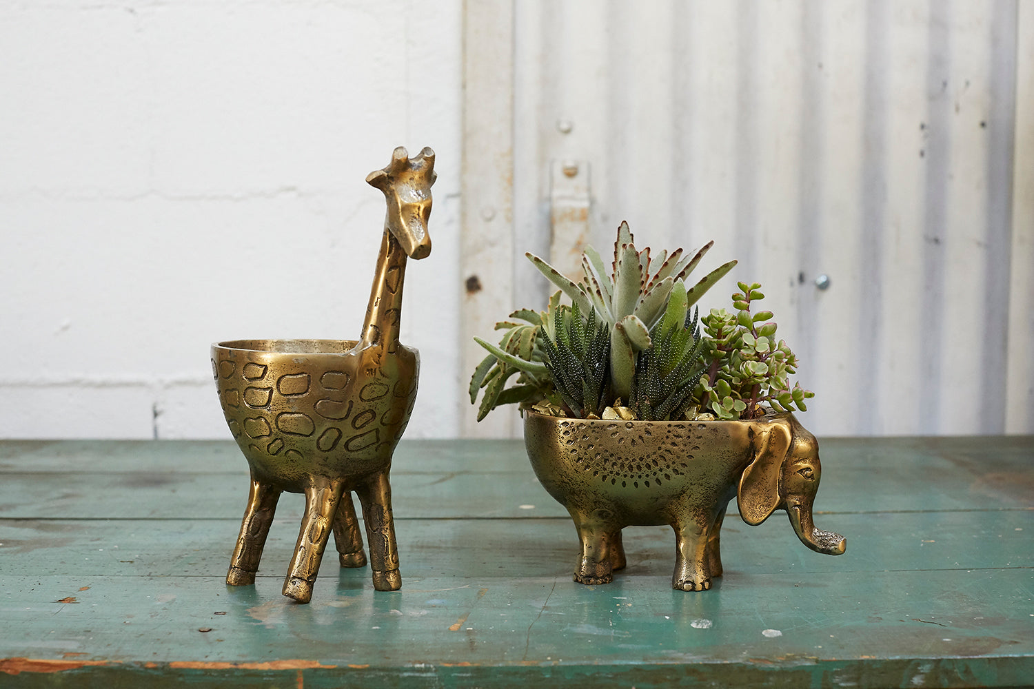 Gia Giraffe Planter
