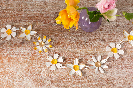 Daisy Garland
