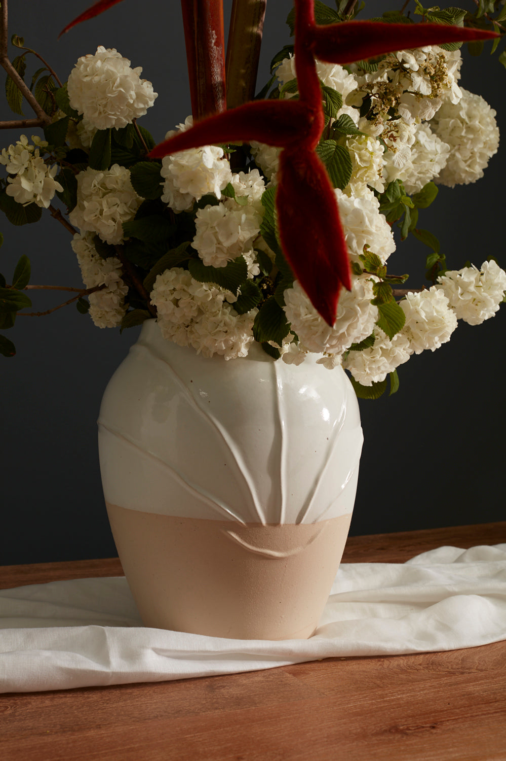 Aeon Vase