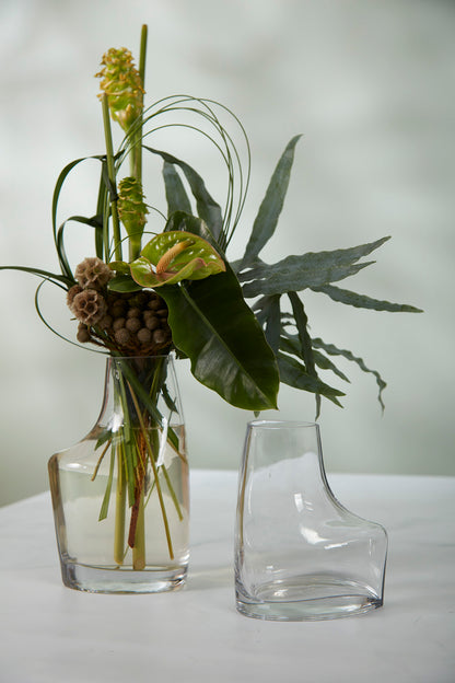 Asymmetria Vase