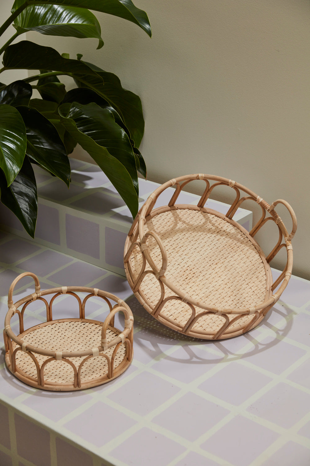 Carousel Tray - Set of 2