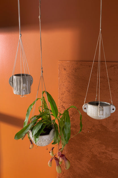 Cromwell Hanging Pot