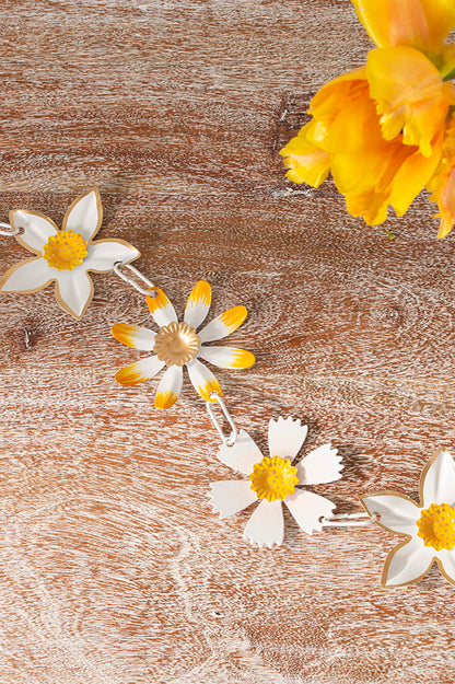 Daisy Garland