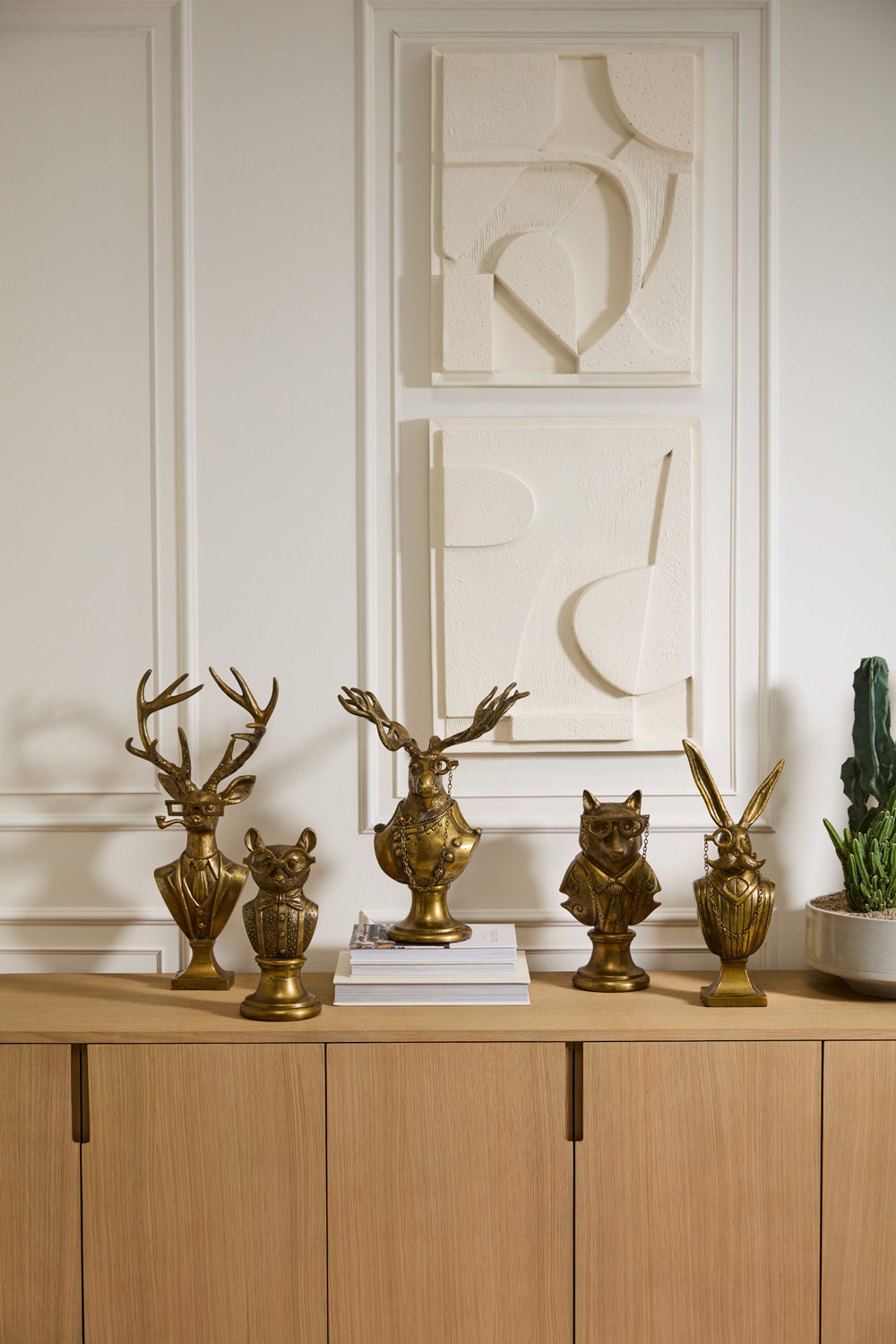 E+E Bust Collection