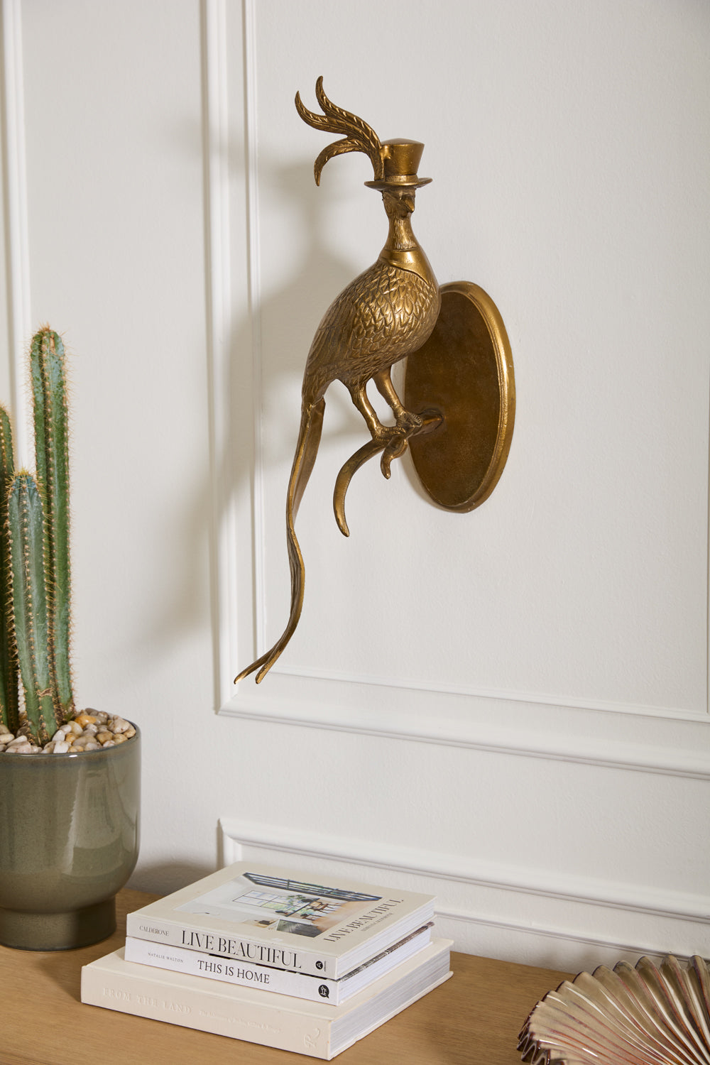 E+E Emerson Wall Mount