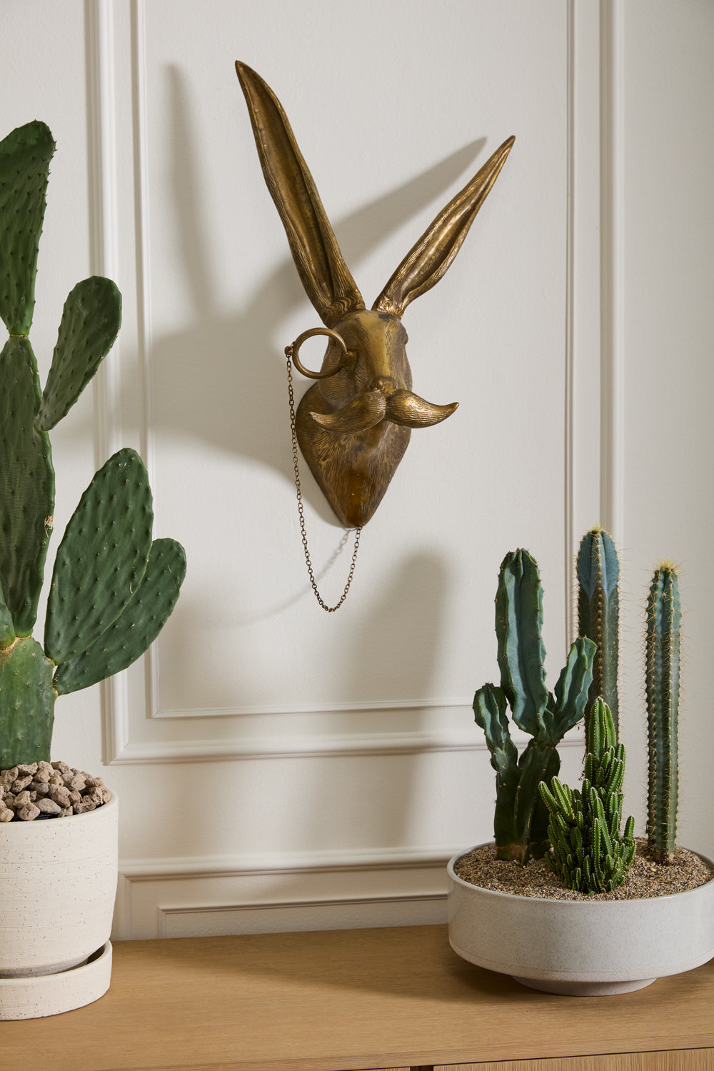 E+E Eric Wall Mount