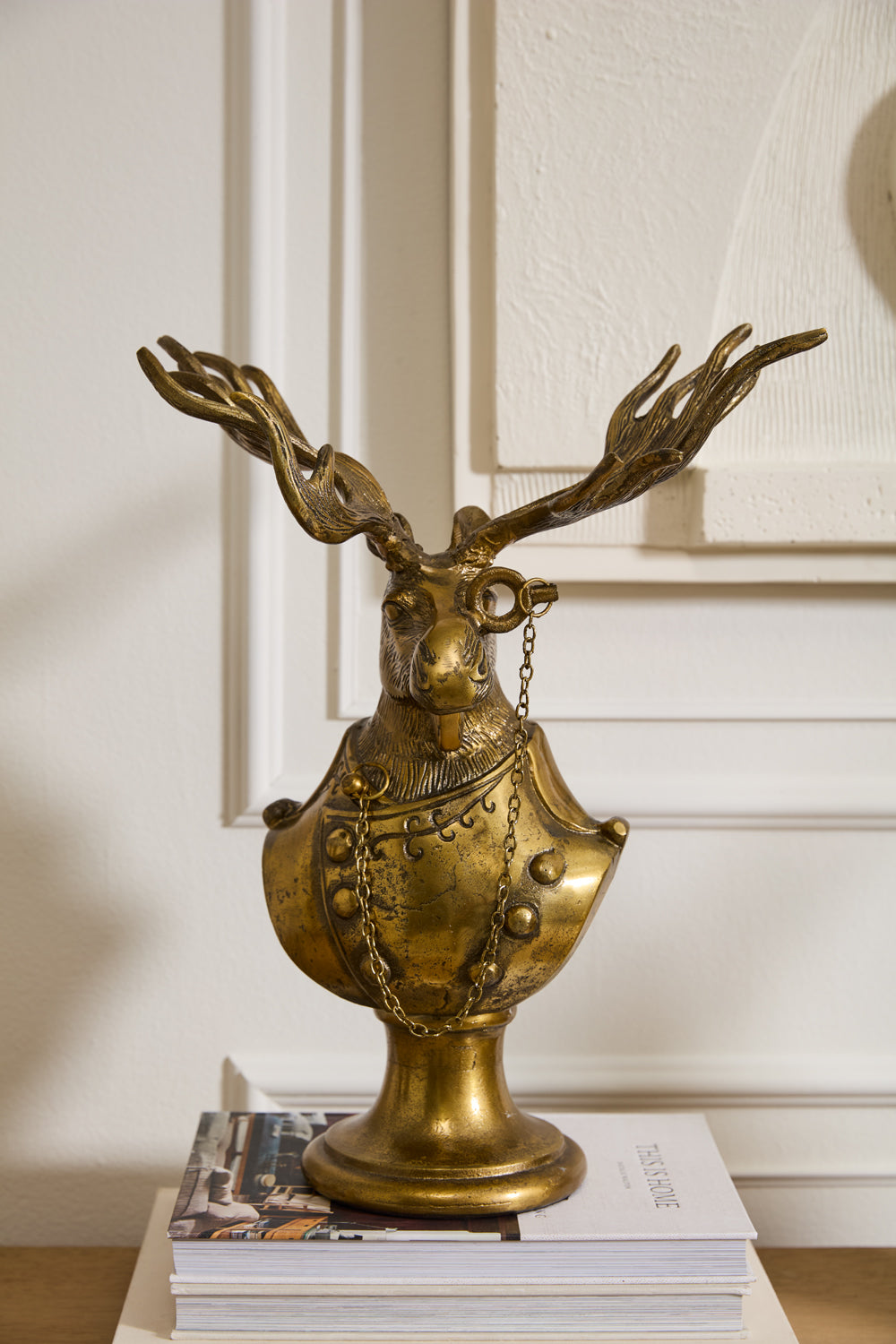 E+E Eugene Bust