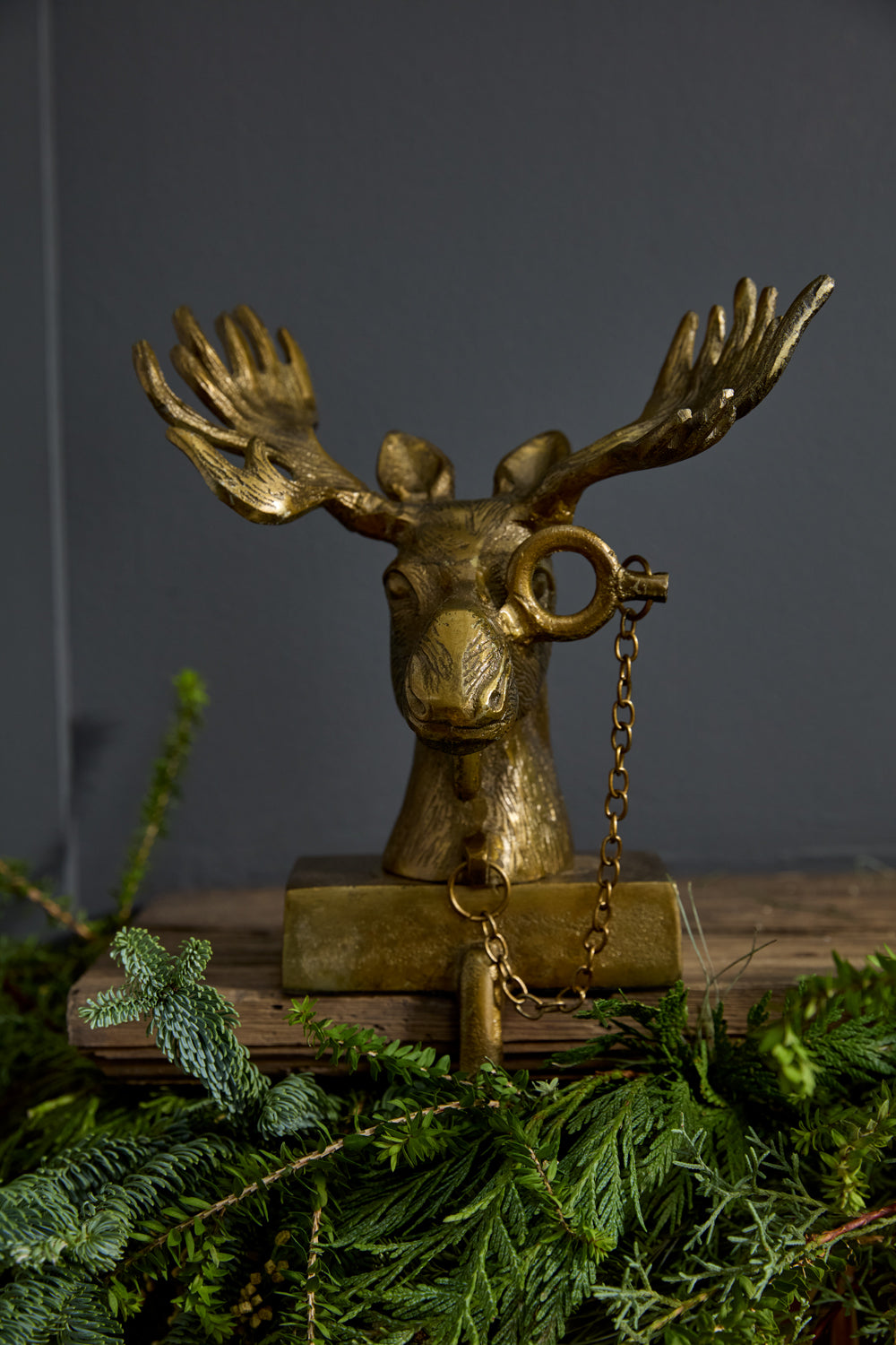 E+E Eugene Stocking Holder