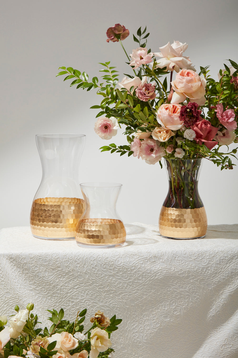 Elsa Hourglass Vase