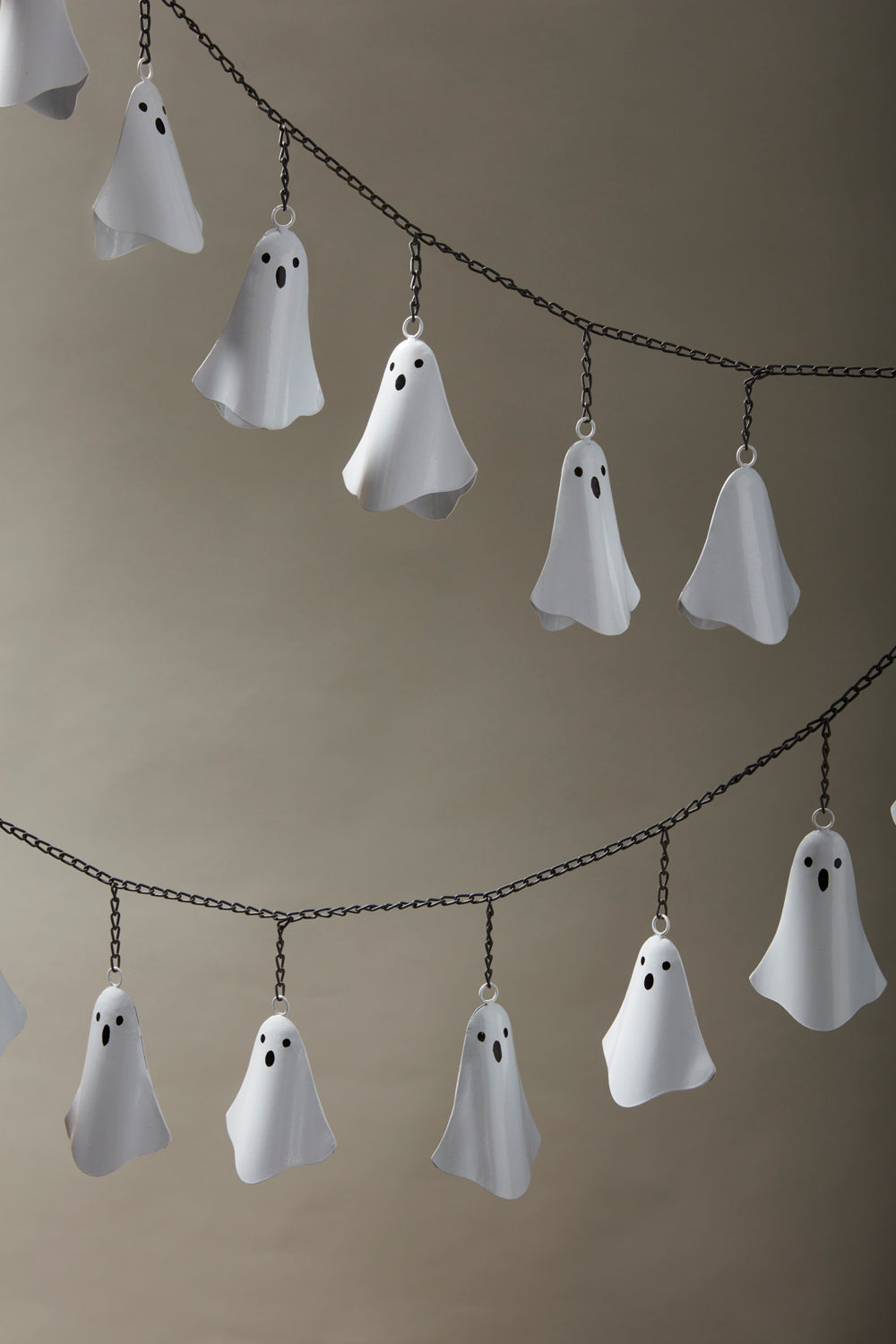 Ghostie Garland