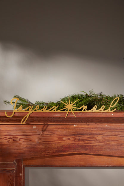 Joyeux Noel Mantlepiece