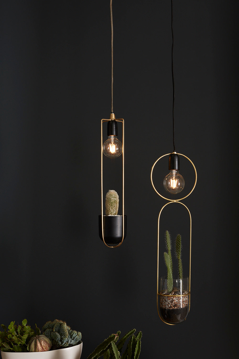 Kol Hanging Planter