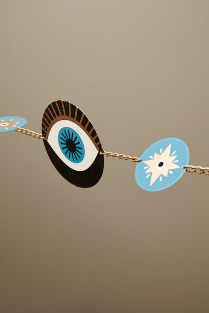 Omniscient Garland
