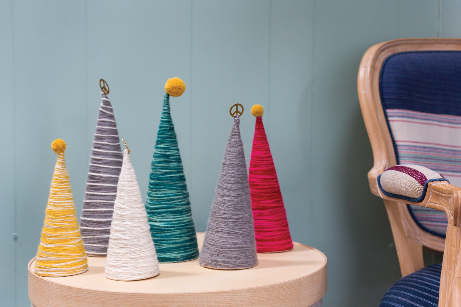 Peace Topper Tree