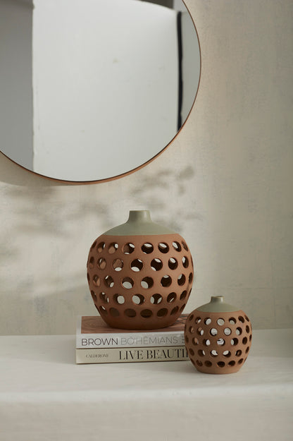 Persa Vase