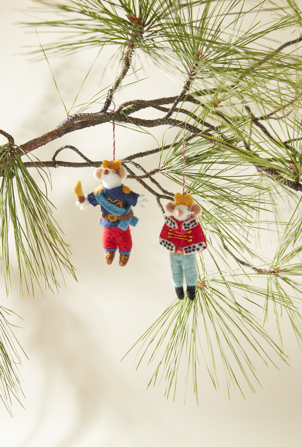 Regal Mouse Ornament