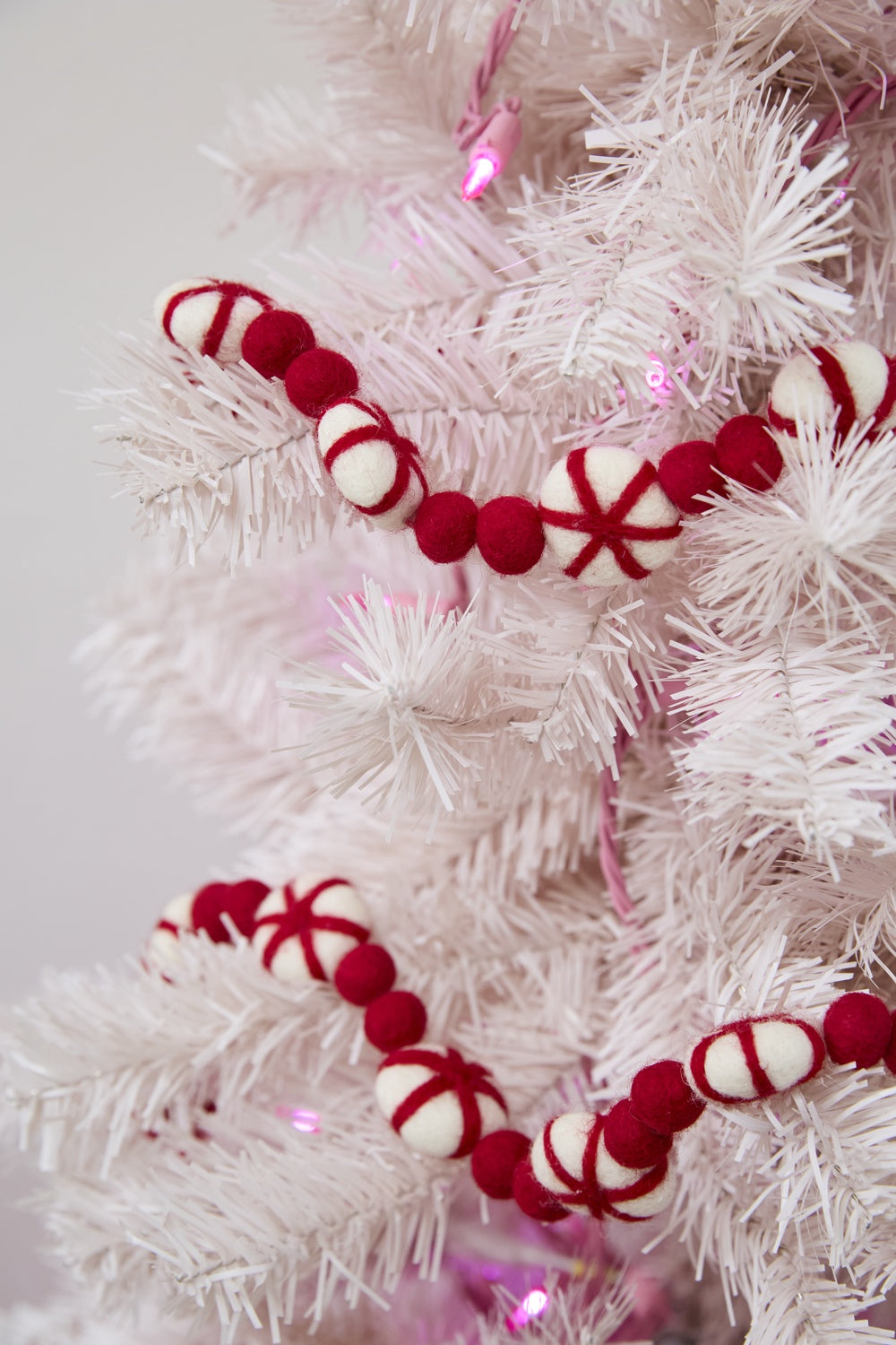 Treat Garland