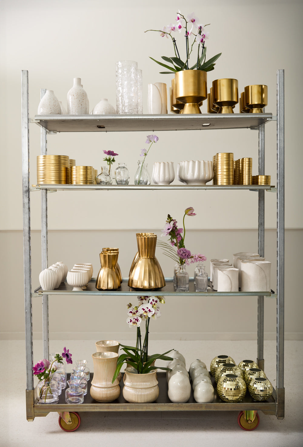 Twila Disco Vase